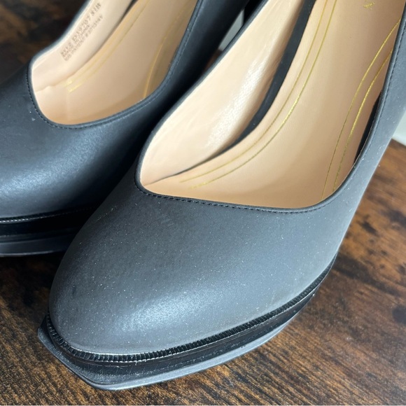 Cole Haan| ‘Chelsea’ Dark Grey Platform 4” Pumps Sz 8.5 - Picture 4 of 11